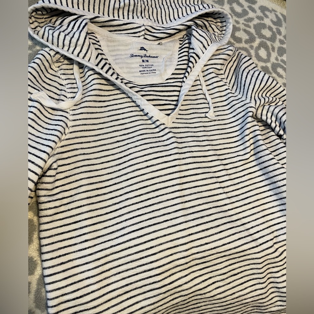 Tommy Bahama hooded shirt